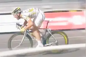 职业公路自行车赛冲刺集锦，最高可达80公里/小时