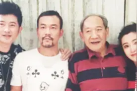 上戏93级毕业20年聚会 看看有谁呢？视频封面