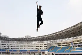 魔术揭秘，人体空中飞行，教你用一个手机就可以做到视频封面