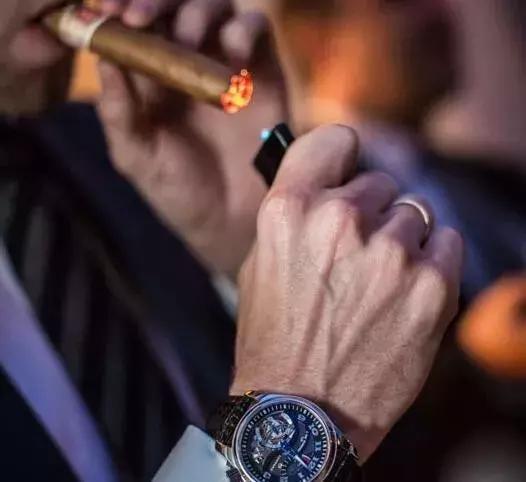 �ֱ�����˵㱣�����ܶ���10�꣡