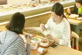 食品安全上保险，吃坏肚子可赔偿视频封面