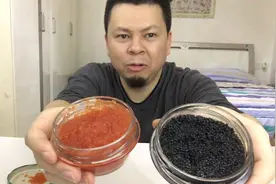 试吃最浓腥味的“俄罗斯鱼子”，吃一口后这腥味让我怀疑人生视频封面