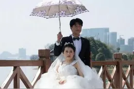 患骨癌女孩来世做男友女儿 爱情故事感动无数网友惹泪目图片