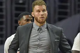 格里芬受伤后首次参加球队训练图片