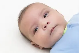 宝宝为什么老是磨牙 要如何预防图片