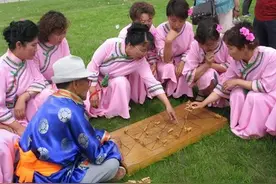 史说蒙古族鹿棋游戏图片