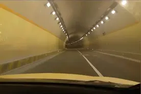 实拍甘肃乌鞘岭隧道，头条的老铁们，甘肃最长的隧道在那里？视频封面