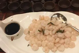 正宗杭帮味儿的龙井大虾仁图片