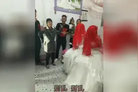 丈母娘为了测试女婿对女儿的爱，给他准备了两个新娘，看他选对没视频封面