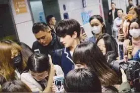 为何全重庆都在偶遇明星，而你只能舔屏（奉上秘籍）图片