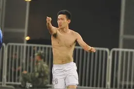 他是中国头号带刀后卫，比范志毅能进球，休赛一年复出就定江山图片