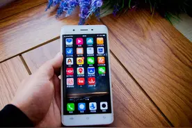 手机越用越卡怎么破？换这个试试！图片