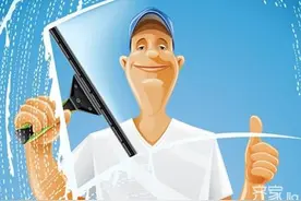 擦玻璃小窍门 让玻璃一秒变干净！图片