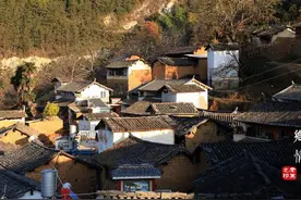 农村出来的都来读：大山里的人情味 | 人畜共居的村庄图片