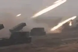 还是中国霸气：GIF动图演示世界各国火箭炮发射画面图片