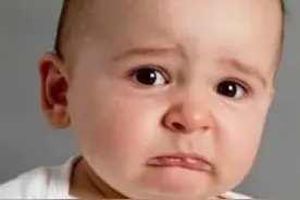 二宝来了，不要“伤”了大宝的心图片