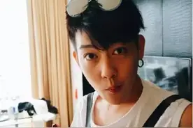 我敬畏着黄执中，但是更爱的是姜思达图片