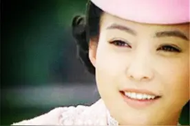 她是最美十三姨，曾被邓超抛弃，现生有双胞胎儿子，家庭幸福图片