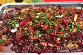 原创： 看看小龙虾的危害   请你管住自己的嘴巴图片