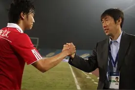 高洪波已就位，曾经的国足核心邓卓翔去哪儿了？图片