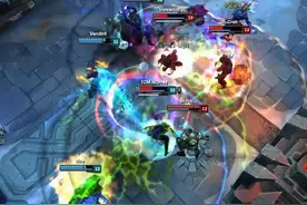 LOL十个火男站一起互相放大招，10个火球弹弹弹！图片