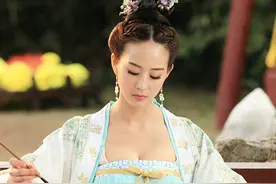范冰冰主演的《武媚娘传奇》被截剪画面，其服装到底符合历史吗？图片