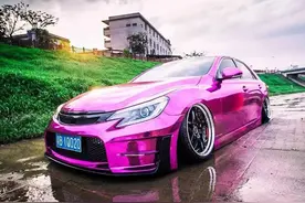 深圳车友丨骚爆了，电镀玫红锐志改装案例图片