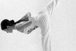 瑜伽体位单腿天鹅平衡式图片