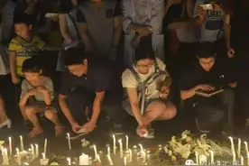 “被砍医生”事件的给世人敲响警钟：精神病前兆有哪些症状？图片