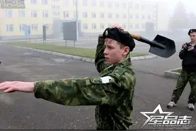 聊一聊中国军用工兵铲的发展历史!图片