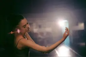 女友专找夜场工作，当闺蜜男友告知她的行为后，我受尽折磨图片