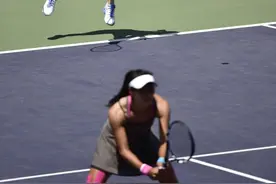 网球——李怡泓/王妍获得ITF国际女子网球巡回赛天津站双打冠军图片