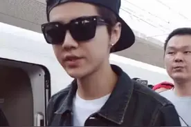 鹿晗因恐高暂退跑男录制 揭秘鹿晗真实身份图片