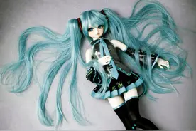 初音未来主题玩偶   MIKU酱好想舔一舔图片