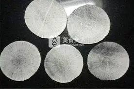 最美的公主裙--糖醋腌萝卜图片