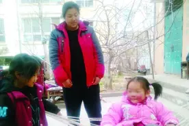 宿迁4岁女童患病急需大额医药费 邻居奶奶送来卖菜钱图片