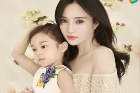 素颜、平底鞋、宽松衣服，李小璐已经怀上二胎