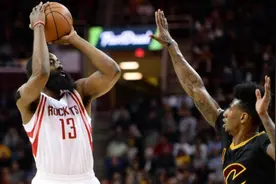 哈登27+8+6 比斯利17+8 火箭逆转骑士 欧文31+8图片