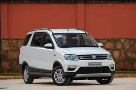 东风风光370官方降价 现售5.59-6.49万图片