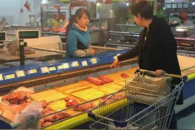 记者调查猪肉价格缘何居高不下图片