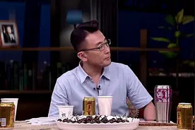 李成儒：抗日神剧不怪演员，怪导演！导演安排步枪打下日军飞机视频封面