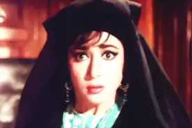 1968印度经典老电影歌曲，很好听的电影音乐《Rukh Se Zara》MV