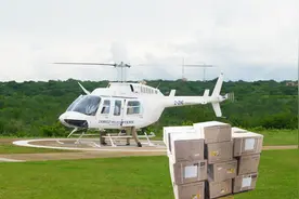 朋友圈被占领了 微商真有钱天天点货送货视频封面