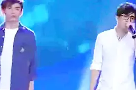 薛之谦携素人演绎《丑八怪》，一开口全场嘉宾集体直接膜拜！好听视频封面
