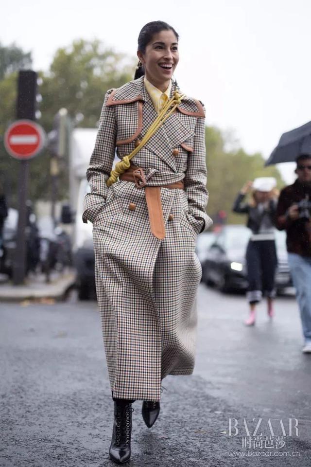 要冬季也有A4腰吧？那您须要看看宋茜刘涛是怎么样选斗篷的！