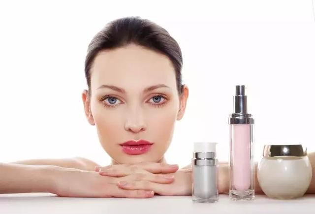 城市小铺橄榄油精粹身体乳 城市小铺橄榄油精粹身体乳