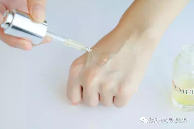 城市小铺橄榄油精粹身体乳 城市小铺橄榄油精粹身体乳