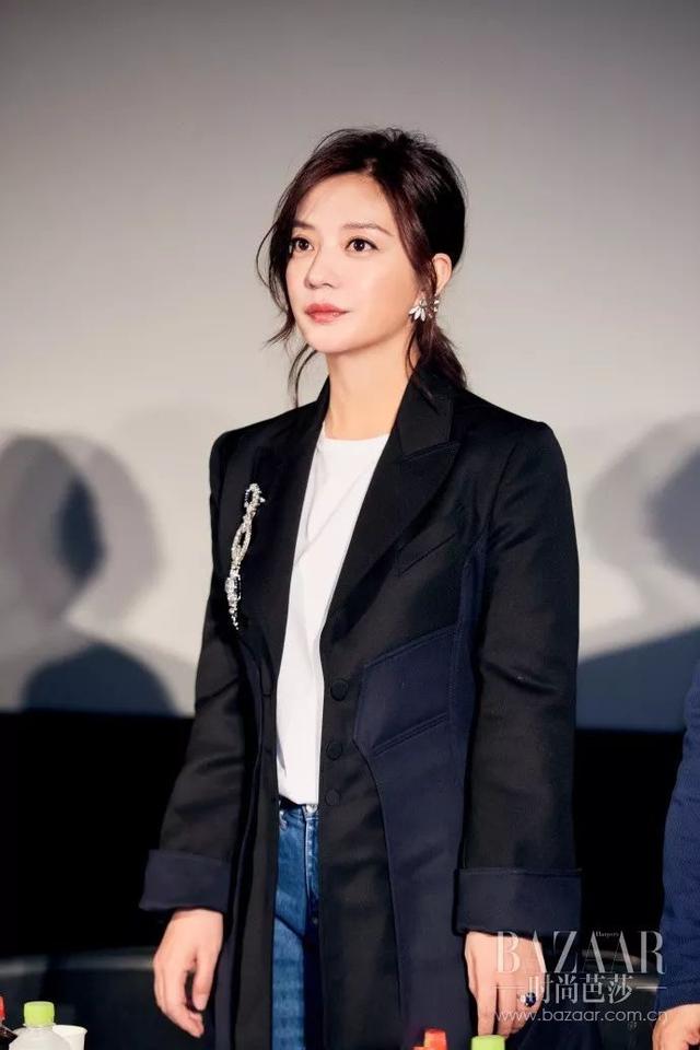 要冬季也有A4腰呀？那您须要看看宋茜刘涛是怎么样选斗篷的！