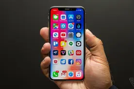 网友集体晒出iPhone X，但没了HOME键不会用，5个技巧必学！视频封面