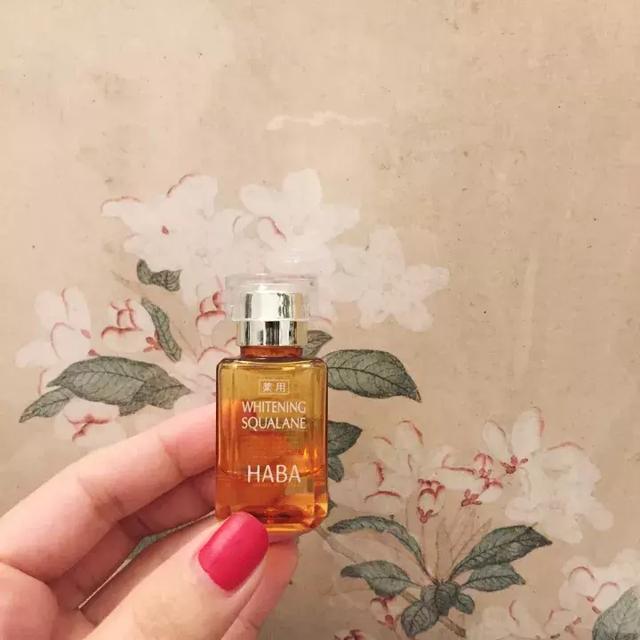 城市小铺橄榄油精粹身体乳 城市小铺橄榄油精粹身体乳